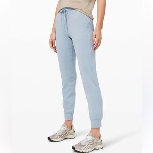 Lululemon Women's Ready to Rulu 7/8 Jogger Chambray Blue Size 2